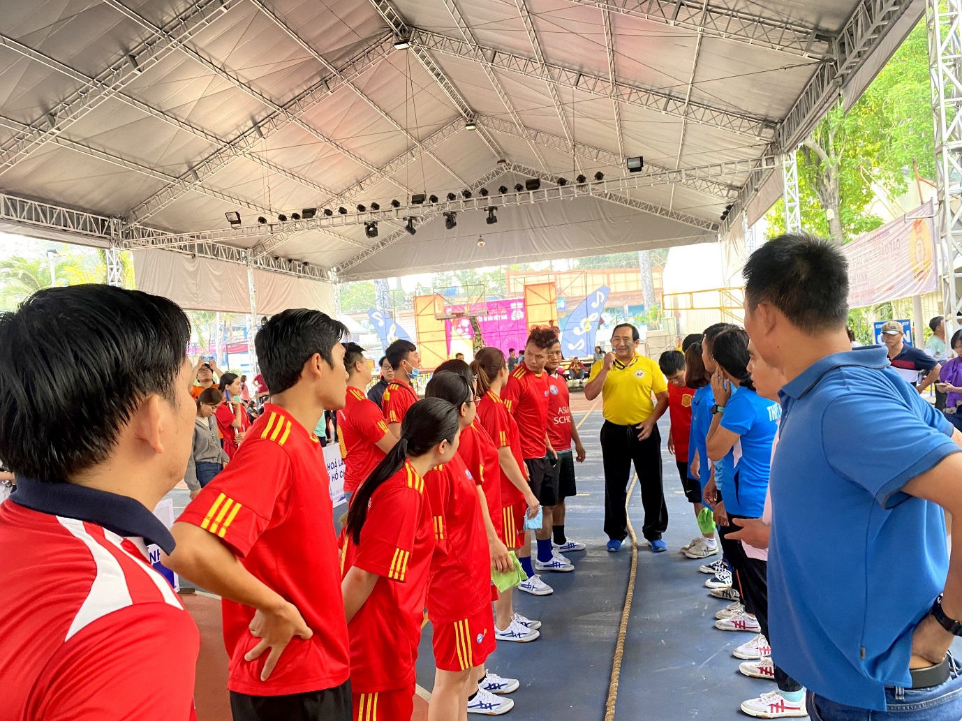 Asian School bảo vệ thành công chức vô địch Kéo co Hội thao Công đoàn ngành giáo dục TPHCM 2020