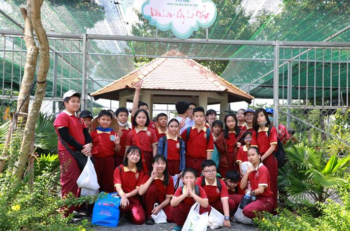 Học sinh Asian School thích thú khám phá Khu nông nghiệp công nghệ cao