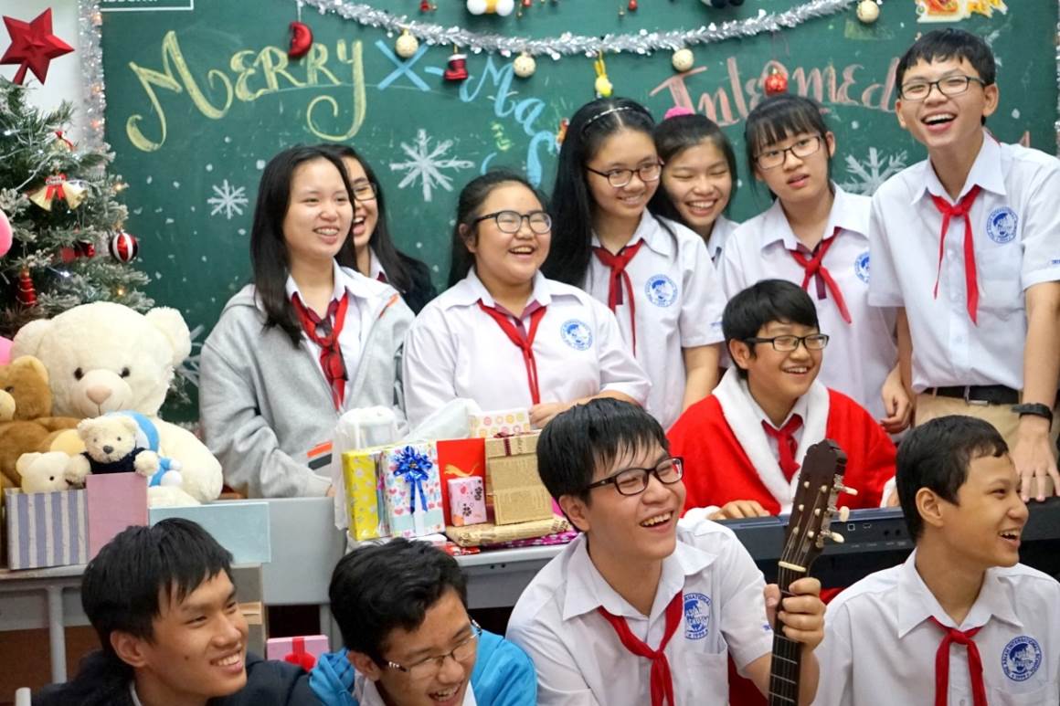 Học sinh Asian School náo nức đón Giáng sinh và năm mới 2016