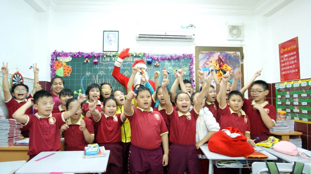 Học sinh Asian School náo nức đón Giáng sinh và năm mới 2016