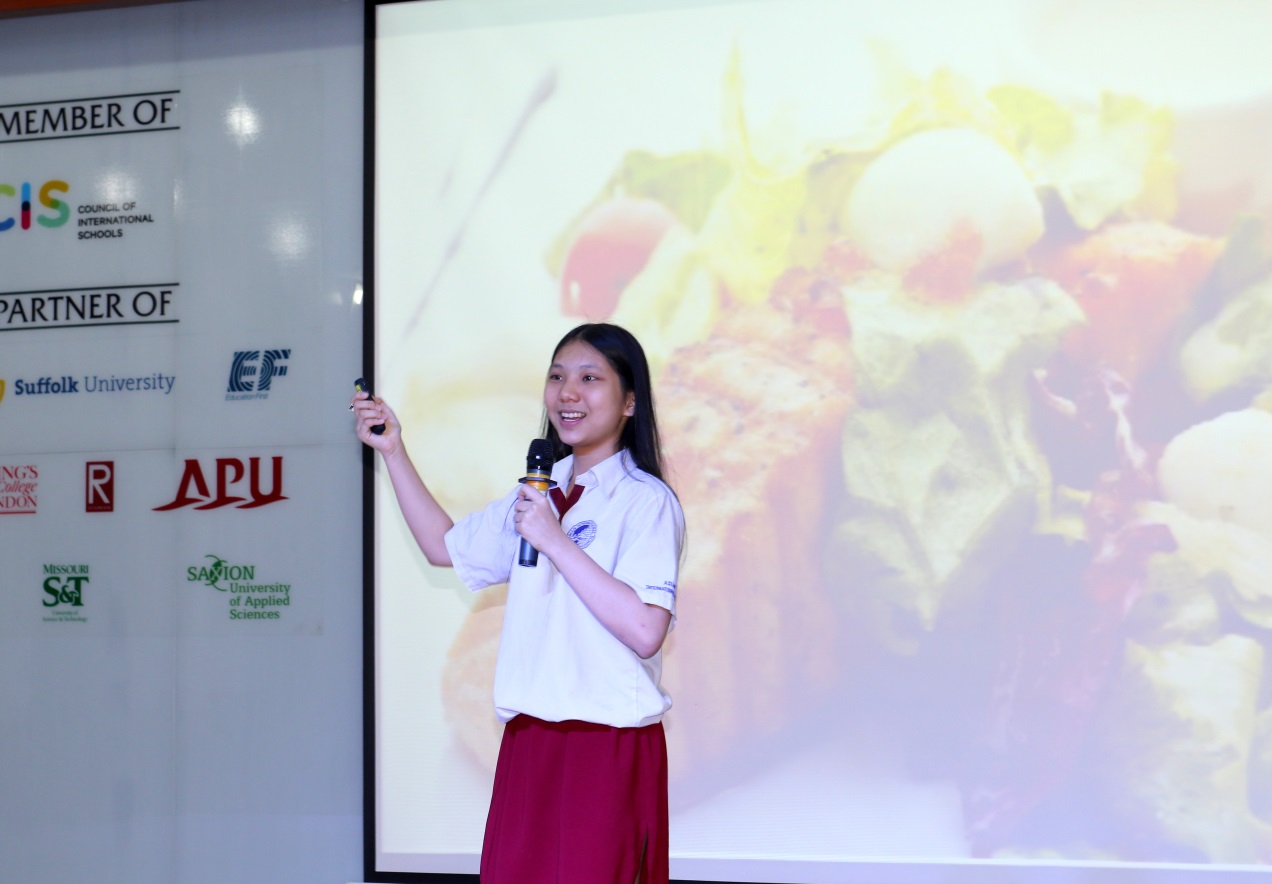 Học sinh Trường Quốc tế Á Châu tranh tài hùng biện tiếng Anh