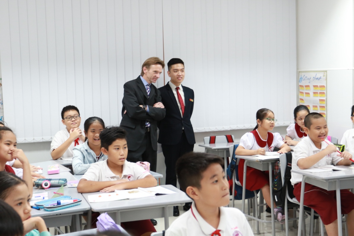 The Asian International School welcomed CIS representatives to visit the school in 2018-2019