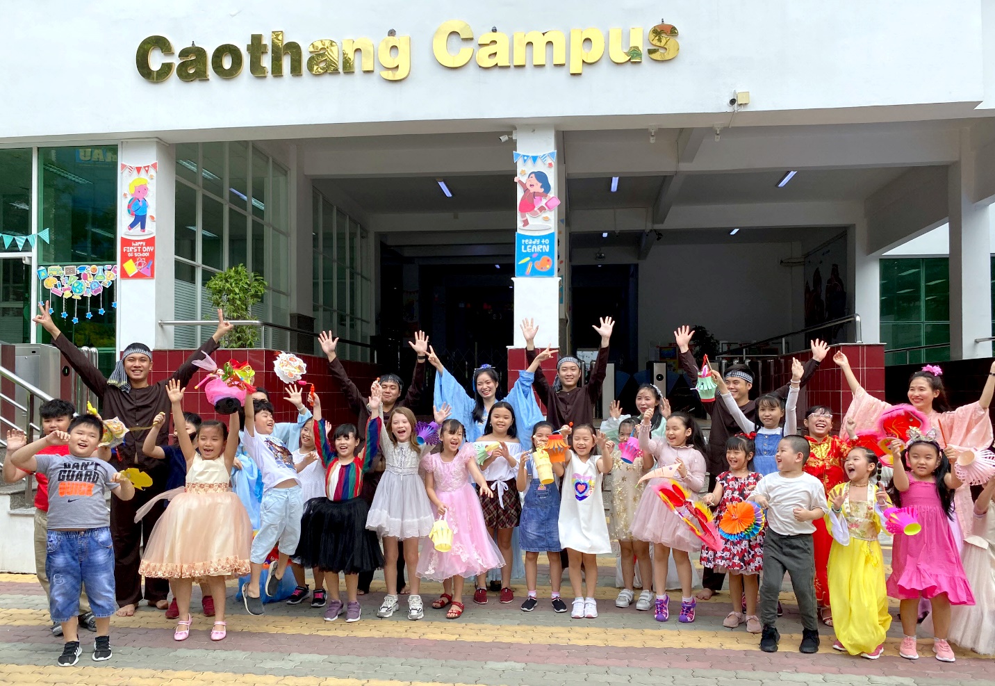 Trở về không khí Tết Trung thu truyền thống cùng học sinh Asian School