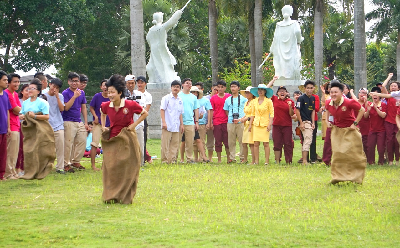 “Lễ dâng hương - nét đặc sắc trong giáo dục truyền thống của Trường Quốc tế Á Châu” - trải nghiệm hè thú vị của học sinh AHS
