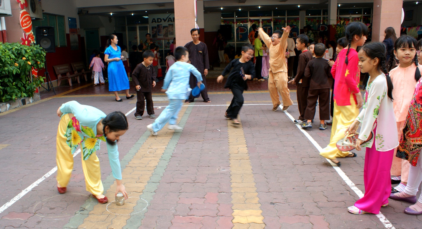 Lễ hội trò chơi dân gian