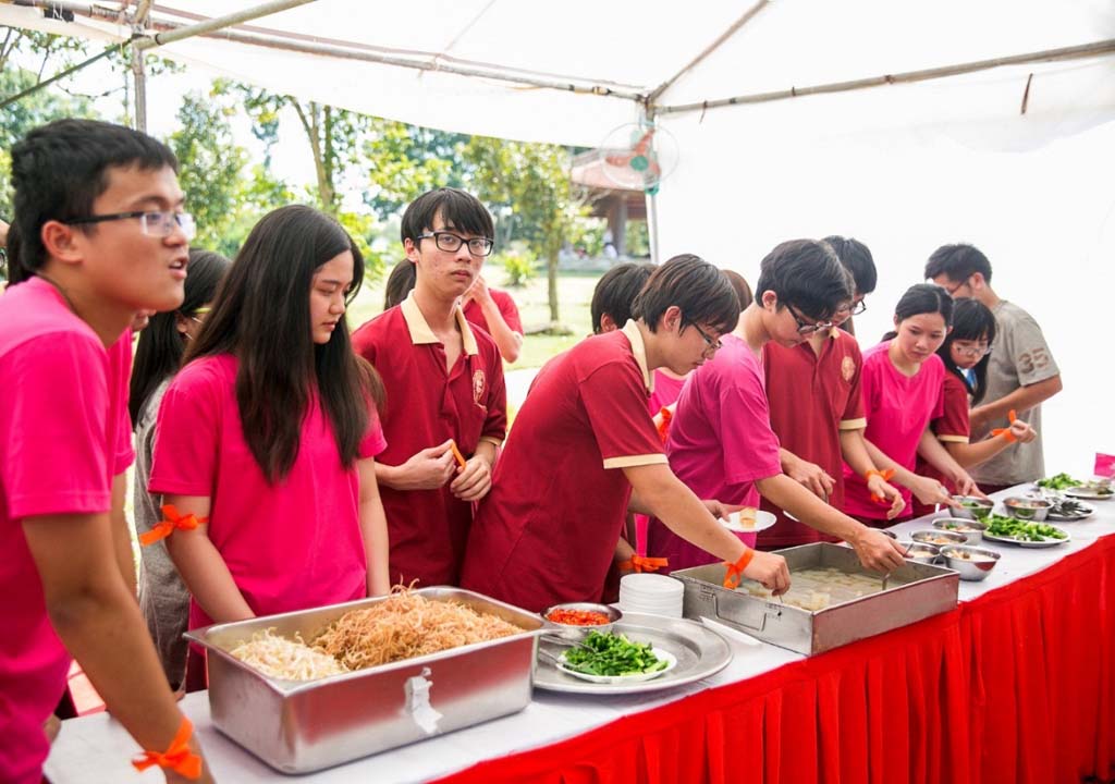 Học sinh Trường Quốc tế Á Châu dự Lễ dâng hương truyền thống
