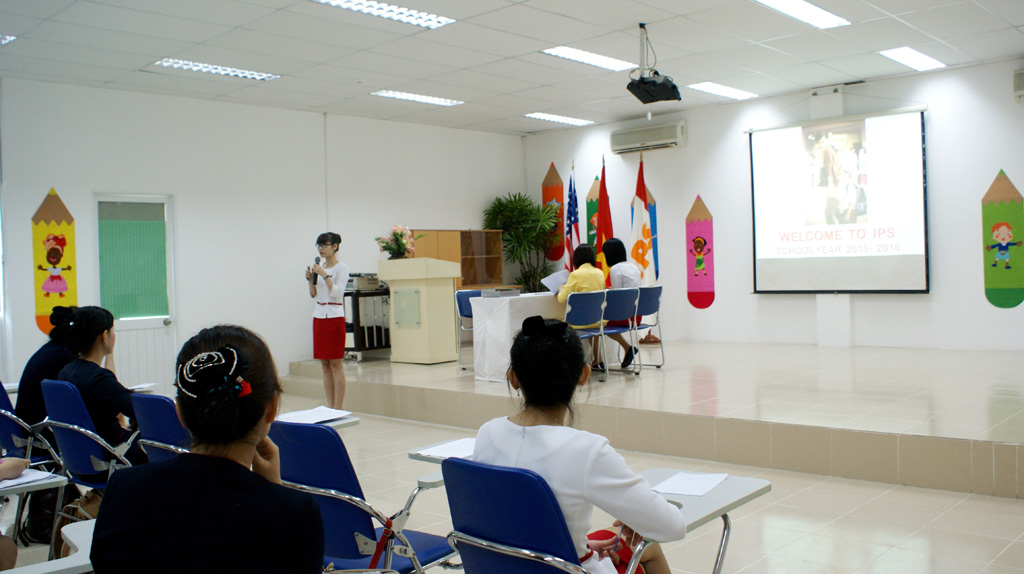 STAFF TRAINING - A REMARKABLE NEW POINT IN MANAGEMENT OF THE ASIAN INTERNATIONAL SCHOOL