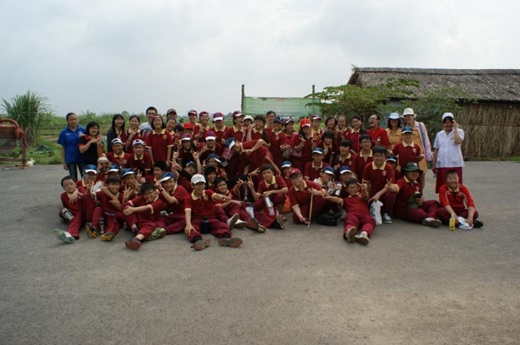 The Asian International School students visit Fresh vegetable garden for the community...