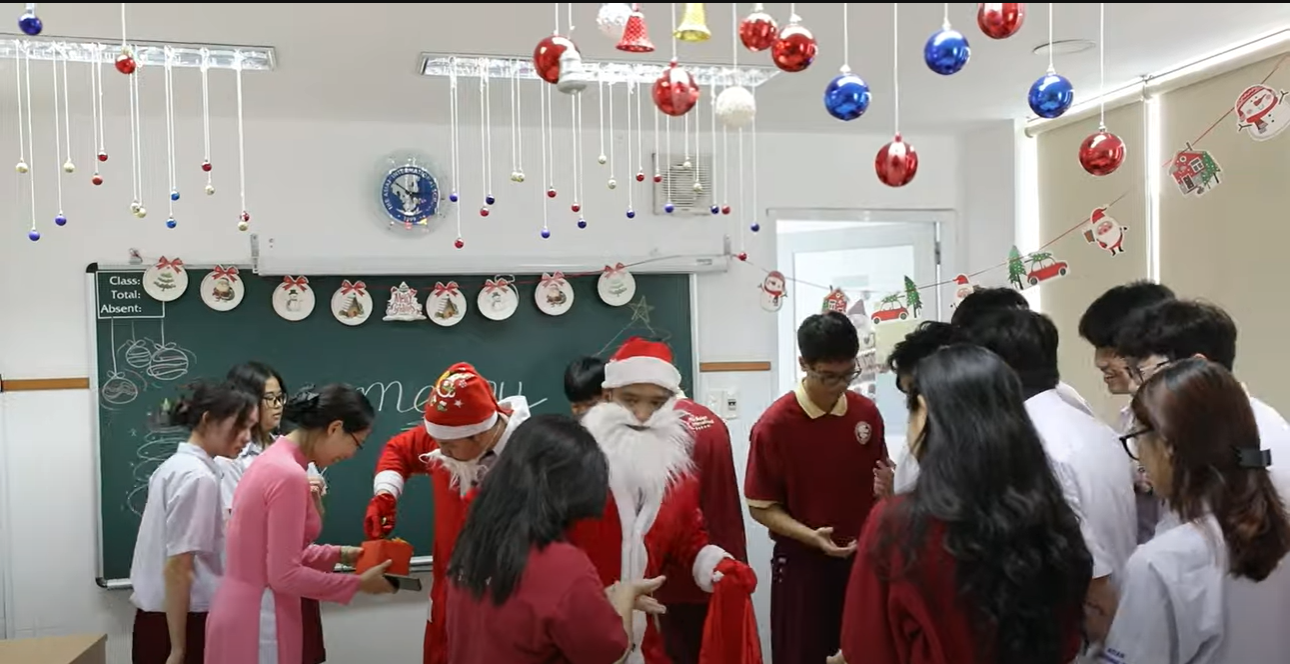 Trường Quốc tế Á Châu | Lễ hội Giáng sinh 2023 đầy màu sắc tại Asian School